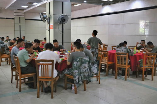餐飲服務中心順利完成2020級學生軍訓餐飲保障工作